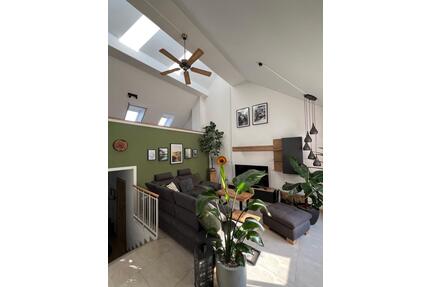 Stilvolle Maisonettewohnung mit Galerie & zwei Balkonen - Gifhorn