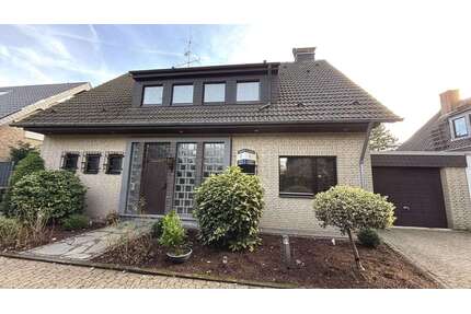 Haus zum Kaufen in Krefeld 620.000,00 € 162.72 m²