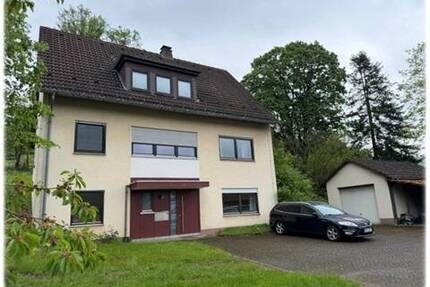 Reserviert! Großzügig wohnen in ländlicher Dorfidylle - naturnah, ruhig & ab sofort bezugsfrei! - Vöhl Kirchlotheim