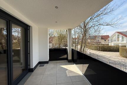 Modern Wohnen! 3-Zimmer OG-Wohnung mit Loggia und Einbauküche - Tüßling