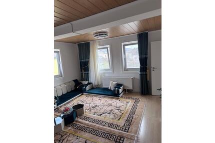 3 Zimmer Wohnung in Katzenfurt - 700,00&nbsp;EUR Kaltmiete, ca.&nbsp; 75,00&nbsp;m&sup2; in Ehringshausen (PLZ: 35630)