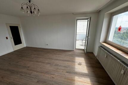 Schöne 3-Zimmer-Wohnung mit Balkon in Herberhausen - Detmold Hakedahl