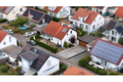 Freistehendes EFH in Ortsrandlage Herrenberg-Oberjesingen, privat