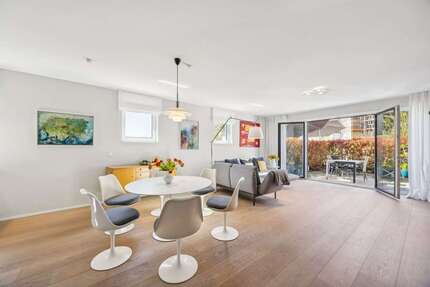 Wohnung zum Kaufen in Düsseldorf-Oberkassel 1.490.000,00 € 175 m²