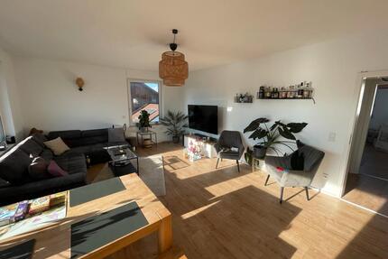 4 Zimmer Wohnung - 1.900,00&nbsp;EUR Kaltmiete, ca.&nbsp; 122,00&nbsp;m&sup2; in Moorenweis (PLZ: 82272)