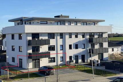 2 Raum Wohnung mit Wohnküche im Erdgeschoss mit Terrasse Aufzug und PKW-Stellplatz - Stralsund Andershof