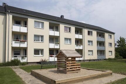 Charmante 2-Zimmer-Etagenwohnung in Mönchengladbach mit Kinderspielplatz