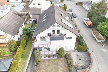Exklusives Dachgeschoß-Ambiente - Rodenbach Niederrodenbach