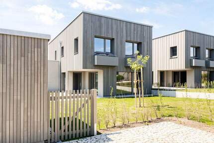 Seltene Chance: Nur noch 4 EFH - Architektenhäuser zum Mitgestalten in Top-Qualität - Althengstett Neuhengstett