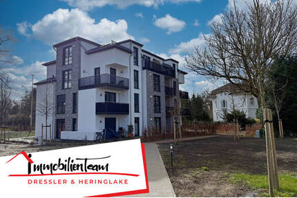 Neubau-Erstbezug in Halstenbek: Stilvolle 2-Zimmer-Wohnung mit Balkon ins Grüne