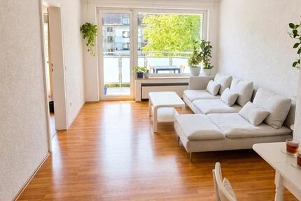 Helle 3-Zi.-Wohnung am Duisburger Hbf – möbliert mit Balkon