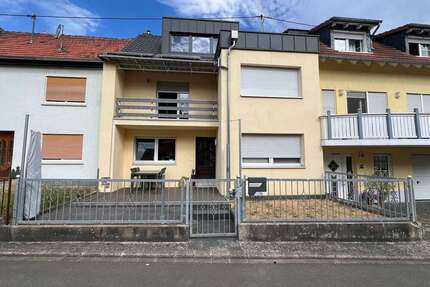 Haus zum Kaufen in Staudernheim 249.000,00 € 154.16 m²