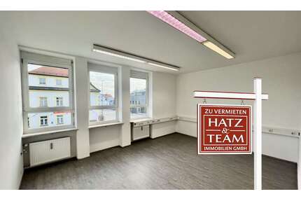 Büro in Passau 320,00 € 22 m² - 320,00&nbsp;EUR Kaltmiete, ca.&nbsp; 22,00&nbsp;m&sup2; in Passau (PLZ: 94036)