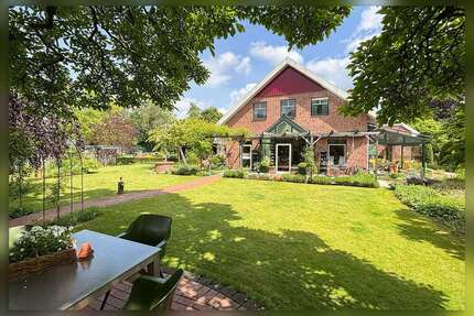 Haus zum Kaufen in Bocholt 2.289.000,00 € 251.68 m²