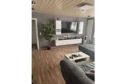 Haus zum Kaufen in Marktbreit 489.000,00 € 285 m²