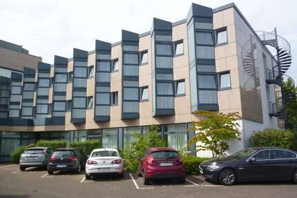 Wohnung zum Kaufen in Brühl 43.000,00 € 29.81 m²