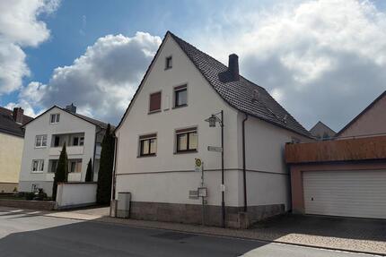 Einfamilienhaus in Waldbrunn - 430.000,00&nbsp;EUR Kaufpreis, ca.&nbsp; 172,00&nbsp;m&sup2; in Waldbrunn (PLZ: 97295)