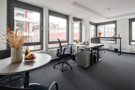 Privater Coworking Desk direkt am Hamburger Hauptbahnhof