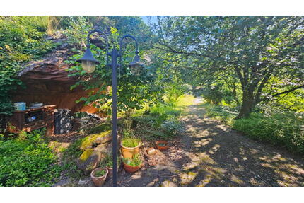 ObjNr:19522 - Freistehendes, repräsentatives EFH mit Garten und großem Grundstück ausserhalb in DÜW-Grethen - Bad Dürkheim