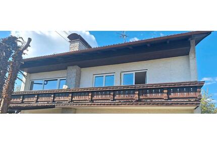 3 Zimmerwohnung mit großem Balkon und Burgblick in AT- Duttendorf - Burghausen