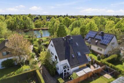 Doppelhaushälfte mit Spektesee-Blick - Südgarten, Keller und ausgebautes Dachgeschoss - Berlin Spandau