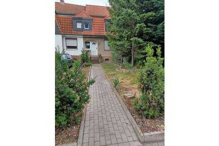 Haus zum Kaufen in Teutschenthal 12.000,00 € 70 m²