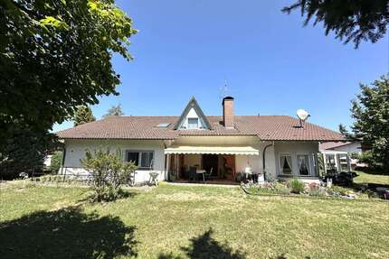 Haus zum Kaufen in Rielasingen-Worblingen 539.000,00 € 219 m²