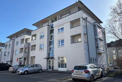 Attraktive 4-Zimmer-Wohnung mit 2 Balkonen & TG in Laubegast - ideal für Eigennutzer oder Anleger - Dresden