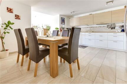 Helle 2 Zimmer Wohnung mit großer Terrasse in MorscheidRuwertal - Osburg