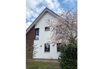 Traumhaus von Privat - perfekte Anbindung nach HH & Lüneburg - Radbruch