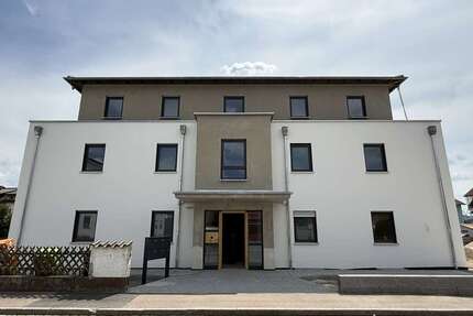 Wohnung zum Mieten in Schwandorf 1.030,00 € 103 m²