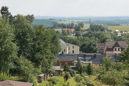 Zeit für eine neue Wohnung - mit freiem Blick ins Erzgebirge - Hohenstein-Ernstthal