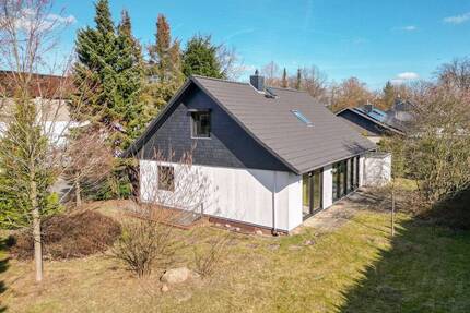 Familiengerechtes 5-Zimmer-Einfamilienhaus in schöner Wohnlage!! - Barsbüttel