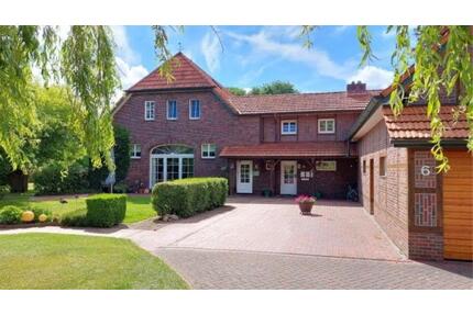 Kapitalanlage: Bauernhausanwesen mit sieben Wohneinheiten - Bad Zwischenahn