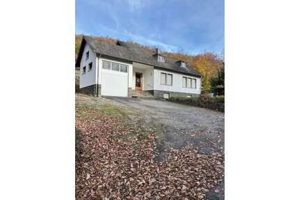 Haus zum Kaufen in Nordrhein-Westfalen - Heimbach 385.000,00 € 168 m²