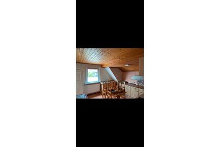 Zimmer zu vermieten - 380,00&nbsp;EUR Kaltmiete, ca.&nbsp; 15,00&nbsp;m&sup2; in Dermbach (PLZ: 36466)