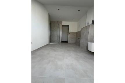 Erstbezug nach Renovierung - 1.200,00&nbsp;EUR Kaltmiete, ca.&nbsp; 102,00&nbsp;m&sup2; in Breisach am Rhein (PLZ: 79206)