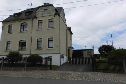 Teilsaniertes Mehrfamilienhaus mit viel Nebengelass und großem Grundstück in ländlicher Lage - ideal für Handwerker o... - Limbach