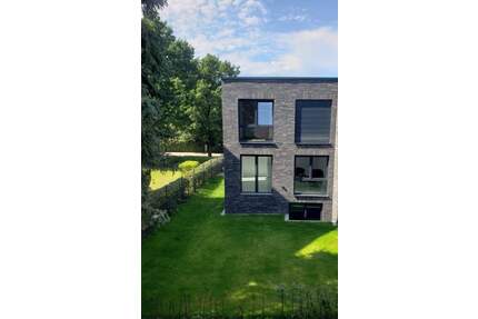 Stadthaus Schnelsen - NEU 2025 - kurz vor Fertigstellung! Marmor - exklusive Bäder - Hamburg