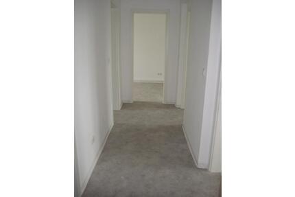 sehr schöne 3-Raum-Wohnung in Iden (Fernwärme) - Osterburg (Altmark)