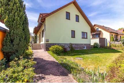 Haus zum Kaufen in Zwickau Marienthal 295.000,00 € 160.5 m² - Zwickau / Marienthal