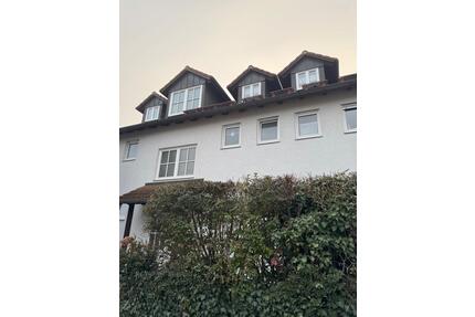 Schöne 2-Zimmer-Dachgeschosswohnung in Vohburg a. d. Donau - Vohburg an der Donau