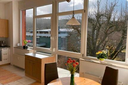 GERLINGEN - SONNIGE 5-ZIMMER-DG-WOHNUNG - OHNE MAKLER