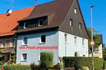 Freundliche und gepflegte 7-Zimmer-Doppelhaushälfte - Backnang