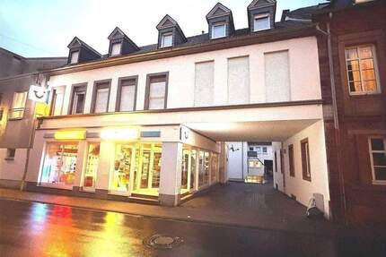 Frei ab sofort 2-Zimmer-Wohnung im 1. Obergeschoss Einbauküche Ohne Balkon Ohne PKW-Stellplatz - Schweich