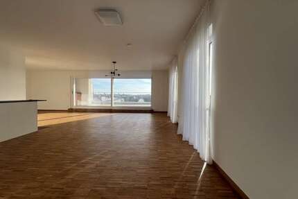 Wohnung zum Mieten in Frankfurt am Main 2.625,00 € 144 m²