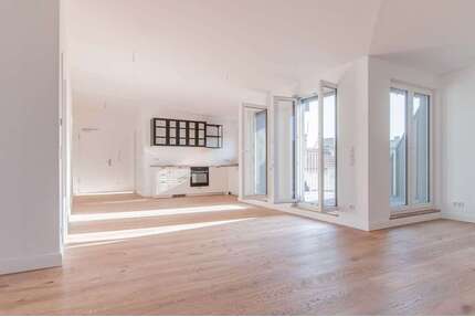 Wohnung zum Mieten in Berlin 3.427,00 € 128.36 m²