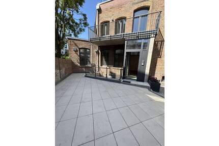 Wohnung zum Mieten in Frankfurt am Main 2.690,00 € 158 m²