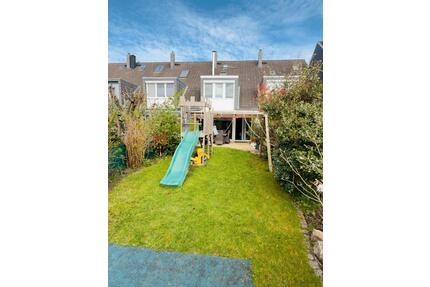 Gepflegtes Reihenmittelhaus mit Kamin in Top-Lage - Uetersen