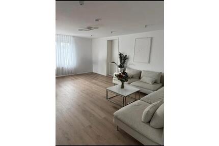 Sehr moderne 4 Zimmerwohnung in Eislingen - Eislingen (Fils)